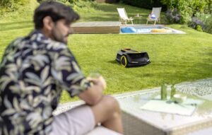 Idealny trawnik dzięki robotom koszącym Kärcher